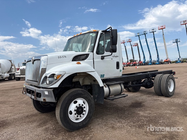 2014 International 7300 4x4 Cab and Chassis