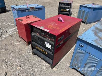 2007 Lincoln Idealarc DC-600 134 A Stick Electric Welder
