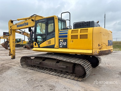 2016 Komatsu PC210LC-11 Tracked Excavator