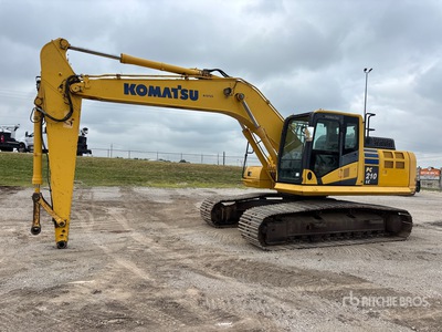 2016 Komatsu PC210LC-11 Tracked Excavator