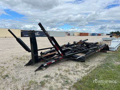 Marral Roll Off Box w/ Hydraulic Reservoir