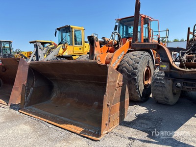 2005 John Deere 824J ホイールローダー (Inoperable)