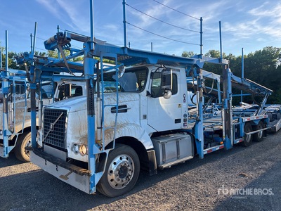 2015 Volvo VAH 6x4 Car Carrier Truck