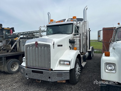2019 Kenworth T800 6x4 T/A Sleeper Truck Tractor