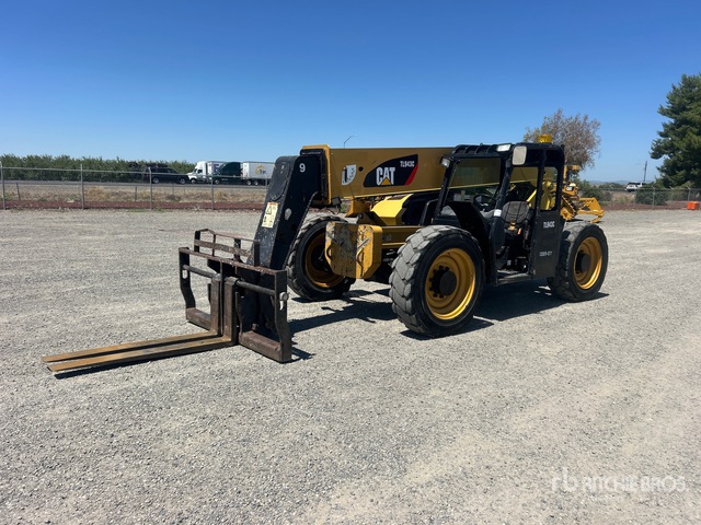 2012 Cat TL943C Telehandler
