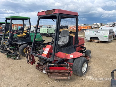 2000 Toro 5400D 4x2 Ride-On Lawn Mower