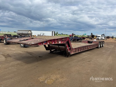 1995 Arnes 50 ton 54 ft Tri/A Folding Neck Trailer