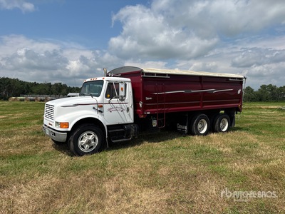 1991 International 4900 6x4 Getreidetransporter