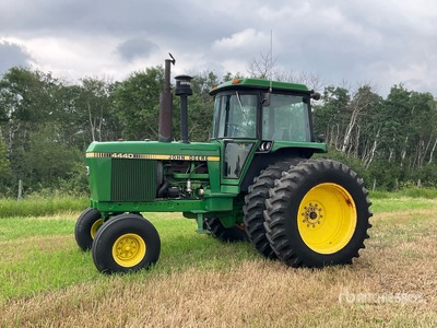 1982 John Deere 4440 2WD Tractor