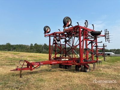 Morris 745 45 ft Cultivator