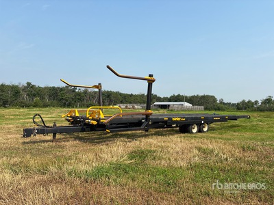 2002 Buhler Hayliner 2500 16 Distribuidor de fardos
