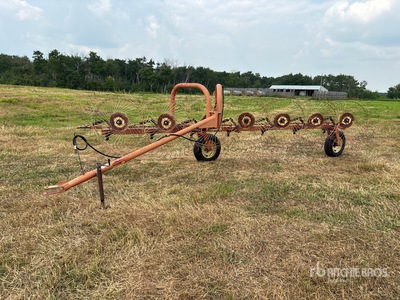 Vicon 14 ft 7 Wheel H1050 Rastrillo de pastos