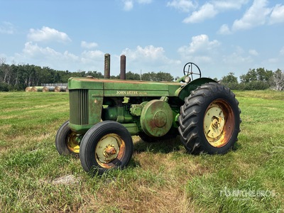 1952 John Deere R Series 2WD Tractor