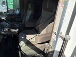 Cab with Seats/armrests