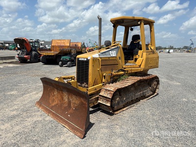 2006 Cat D3G Crawler Dozer (Inoperable)