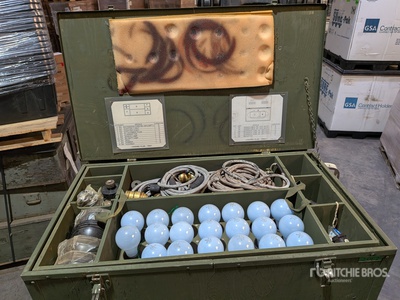 U.S. Military Military Electric Lighting Set For Outdoor Tent or Portable Office (2)