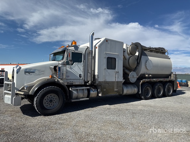2013 Stettler Vac Systems on 2013 Kenworth T800 8x6 Vacuum Excavator Truck