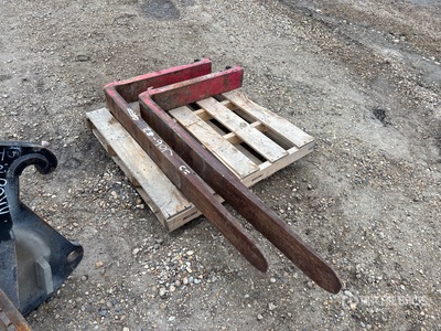 60 in Lift Truck Forks