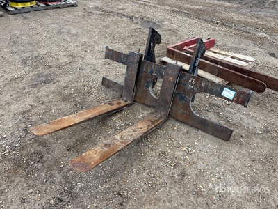 48 in Q/C Wheel Loader Forks - Fits Cat IT