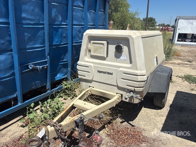 2004 Ingersoll Rand P-185 Mobile Air Compressor
