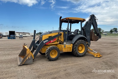 2017 John Deere 310L 4x2 Retroexcavadora
