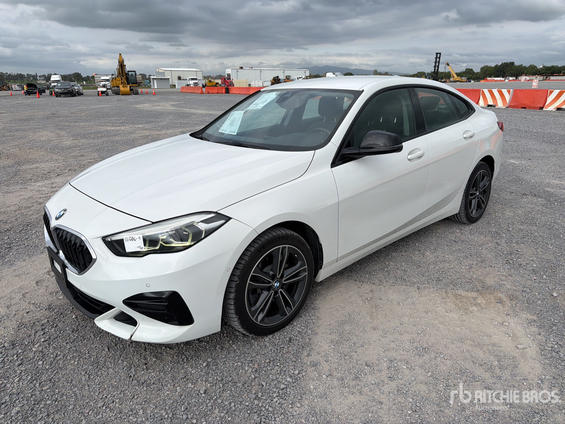 2022 BMW 220i Gran Coupe Automovil / Automobile
