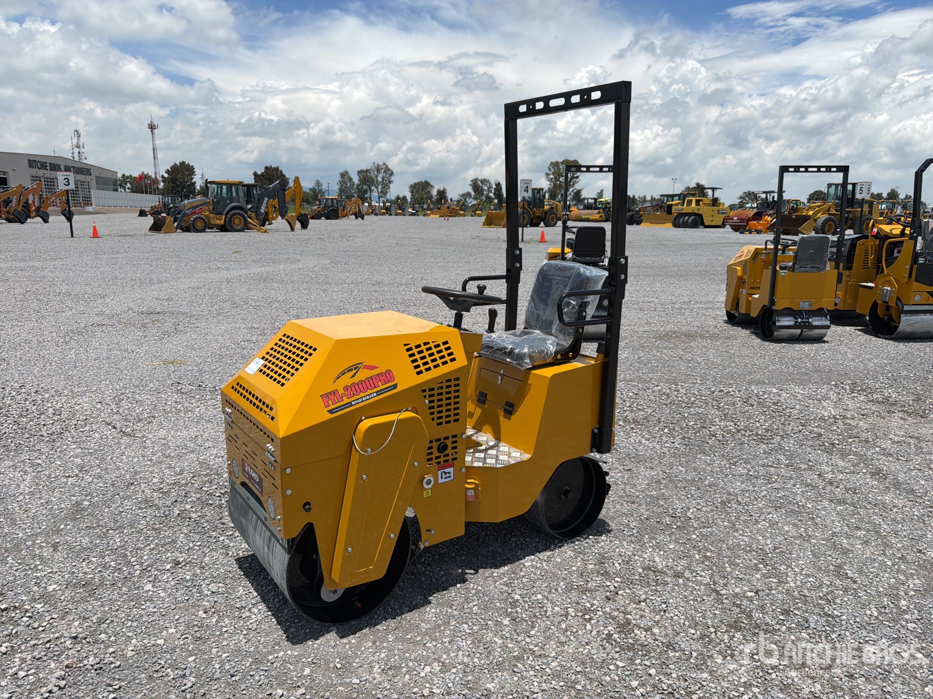 2026 Furd FYL-2000PRO Rodillo Doble (Sin Usar) / Double Drum Roller (Unused)