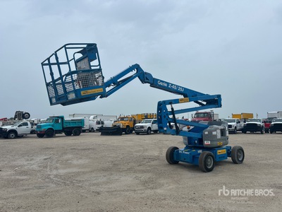 2014 Genie Z-45/25 2WD Electric Articulating Boom Lift