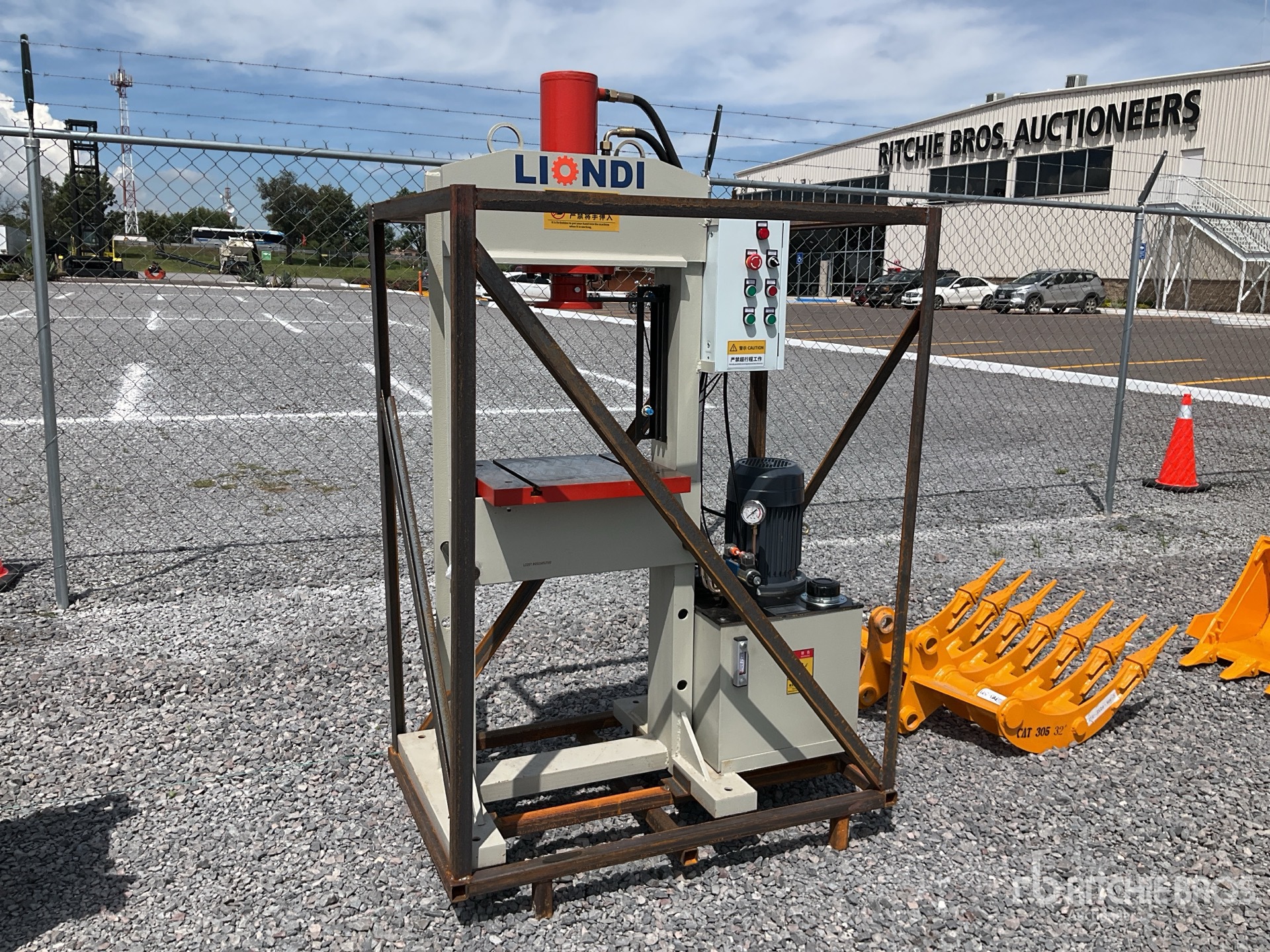 2026 LIONDI LD-20T Prensa Hidraulica (Sin Usar) / Hydraulic Shop Press (Unused)