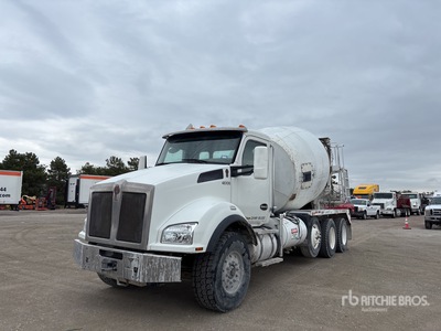 2016 Kenworth T880 6x4 Mixer Truck