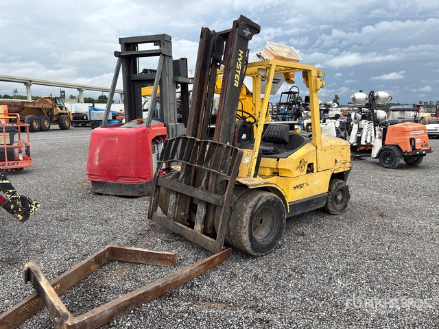 Hyster Pneumatic Tire Forklift (Inoperable)
