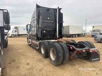 2015 Volvo VNL 6x4 Cabeza Tractora Cabina Dormitorio