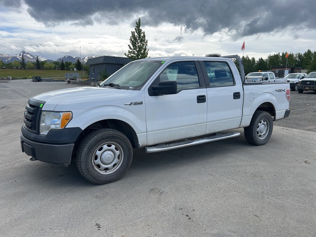 2010 Ford F-150 XL 4x4 Crew Cab Pickup