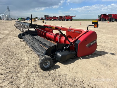 2018 Case IH 3016 Series II 15 ft Draper Combine Pickup Header