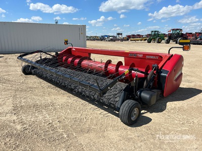 2016 Case IH 3016 Series II 15 ft Combine Pickup Header
