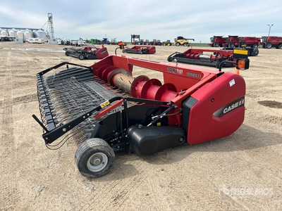 2016 Case IH 3016 15 ft Draper Combine Pickup Header