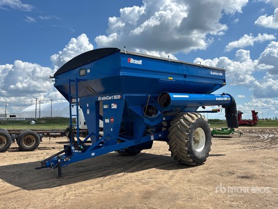 2016 Brandt 1020XR 1000 bu S/A Grain Cart