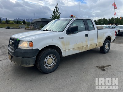 2006 Ford F-150 XL 4x4 Extended Cab Pickup