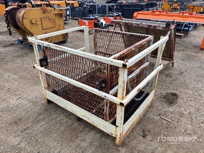 Quantity of (2) Material Handling Baskets Materiale edile