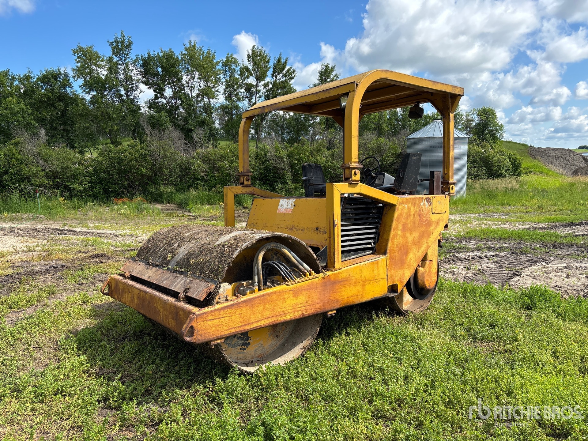 Hyster Smooth Drum Compactor