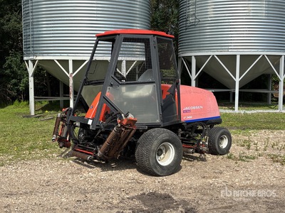 Jacobsen LF3400 Ride-On Lawn Mower