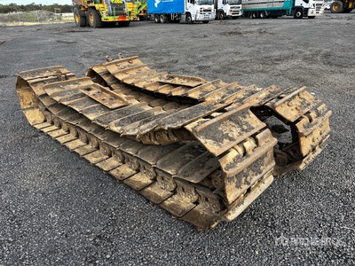 Quantity of (2) Cat Dozer Tracks - Fits Cat D9R/D9T