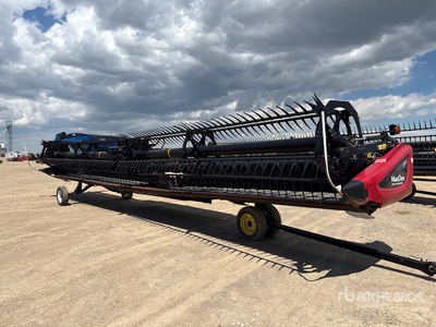2017 MacDon FD75 40 ft Flex Draper Combine Header