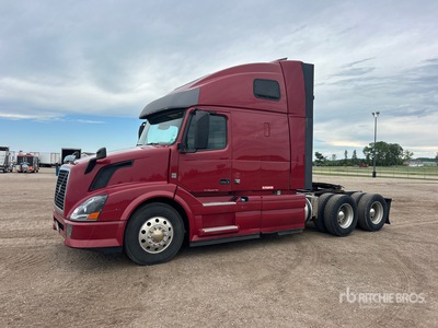 2015 Volvo VNL 6x4 Cabina con cuccetta per trattore stradale