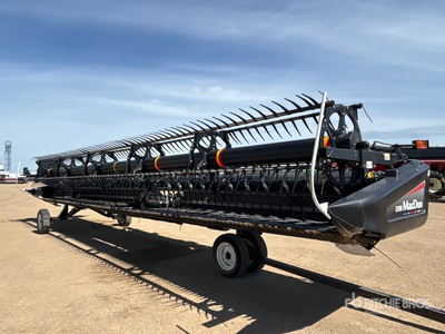 2013 MacDon D50 35 ft Draper Combine Header