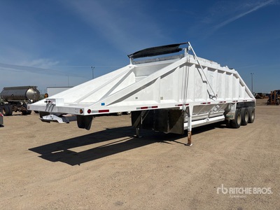 2005 Decap 45 ft Tri/A Belly Dump Trailer