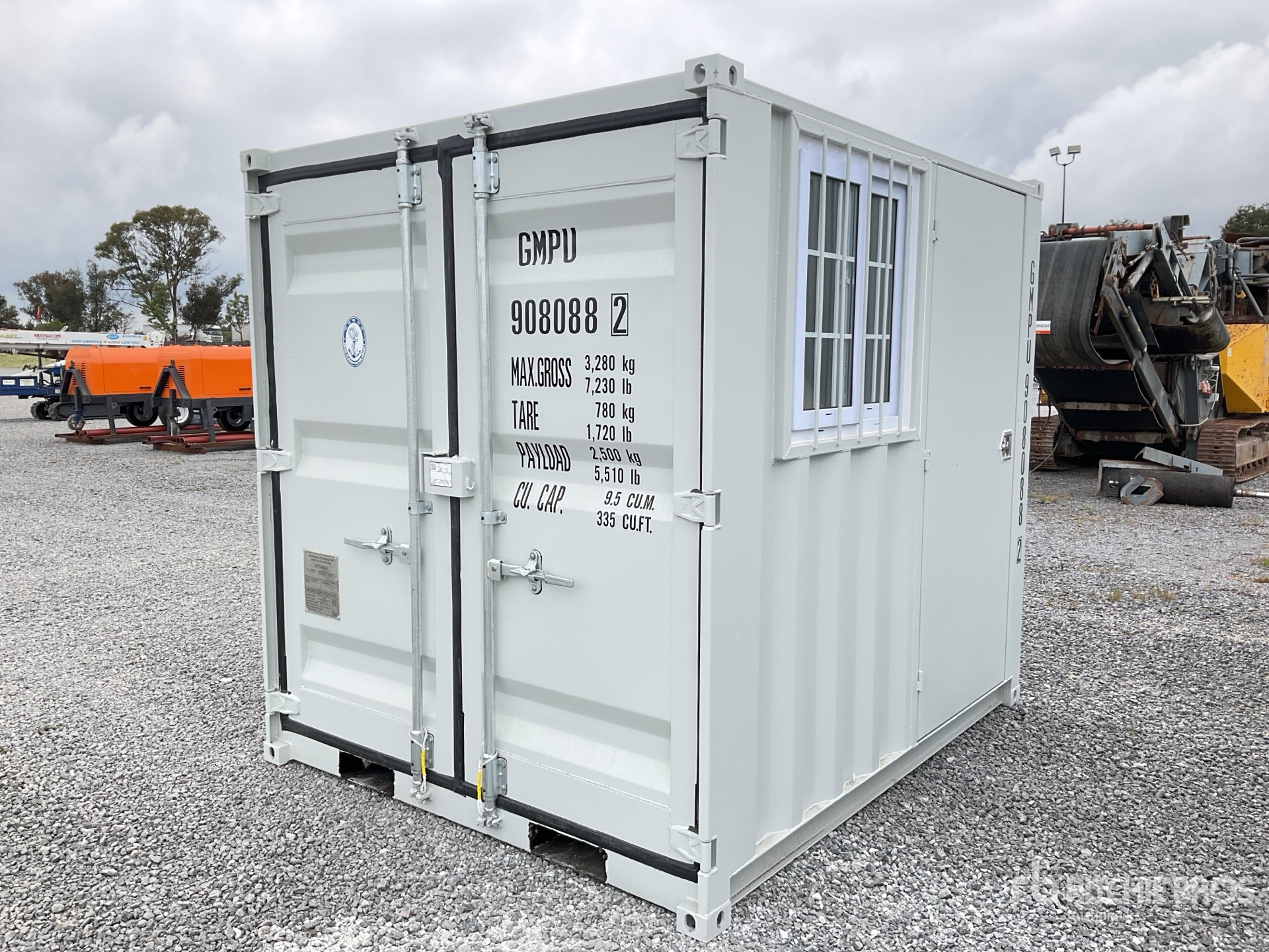 2026 8 ft Oficina Movil Tipo Contenedor / Storage Container