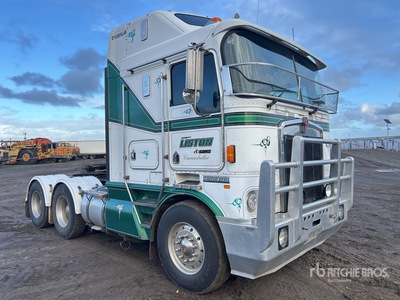 2001 Kenworth K104 6x4 تراكتور شاحنة كابينة النوم (ثنائية المحور)