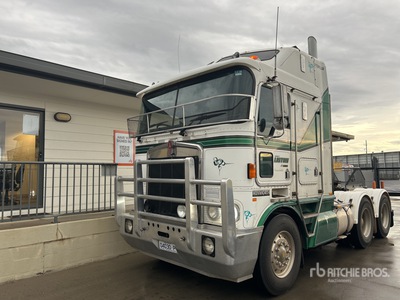 Kenworth K104 6x4 Cabeza Tractora Cabina Dormitorio
