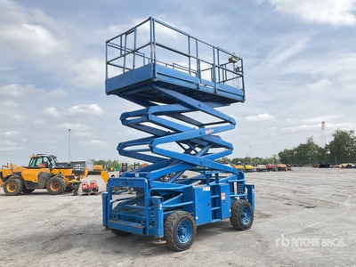 2014 Skyjack SJ8841A 4x4 Diesel Piattaforma aerea verticale